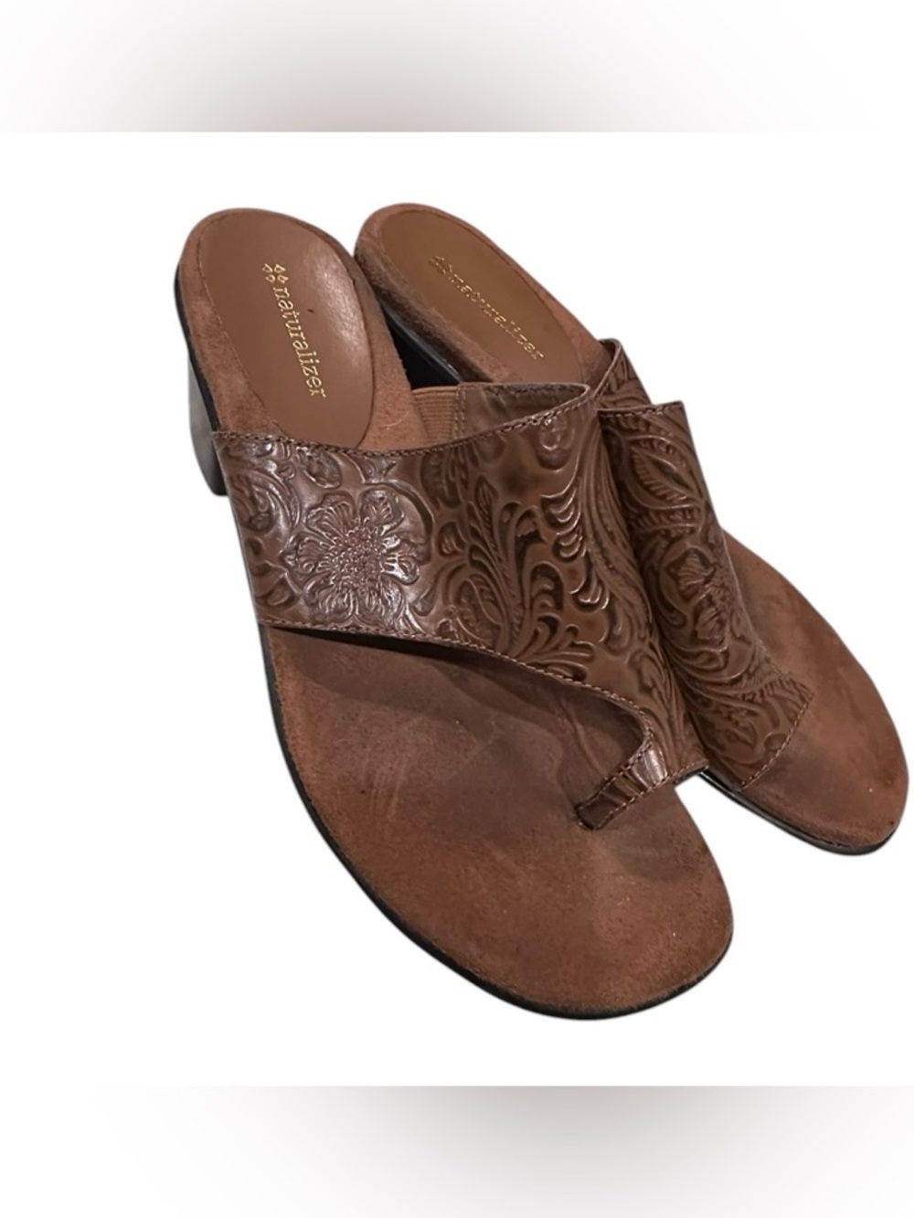 Women’s  Naturalizer Floral Embossed Brown Leather Block Heel Sandals Shoes 9.5